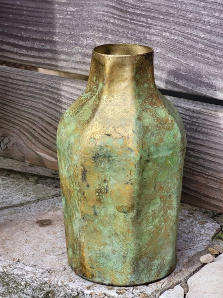 Metallvase Palla, flaschenförmig, antik grün